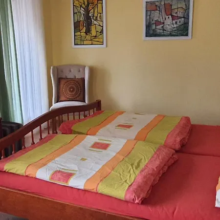 Apartment Ferienidyll Gartenblick *